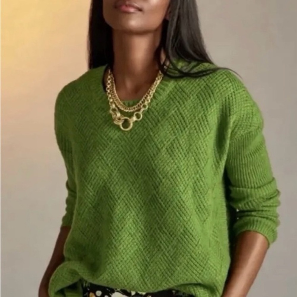 Cabi #4244 Kelly Green Crew Neck Sweater with Relaxed Fit XXS